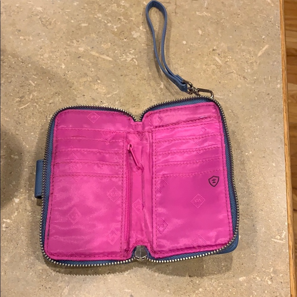 Wallet - Picture 2 of 3